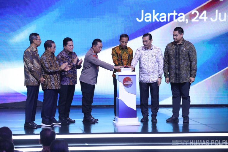 MenPANRB Apresiasi Kapolri Luncurkan Layanan Digital Perizinan Event Terintegrasi